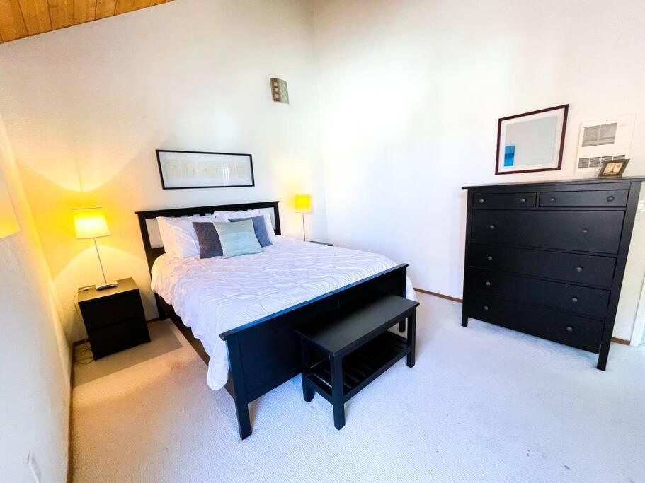 Ib Seaside Paradise W/ Ocean Views! 因皮里尔滩 外观 照片