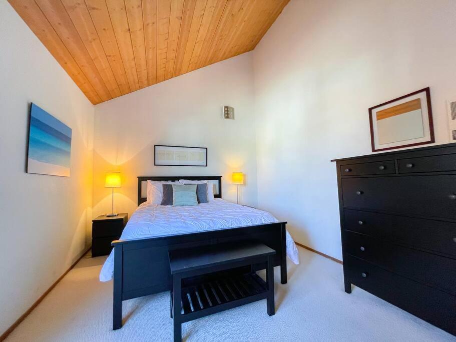 Ib Seaside Paradise W/ Ocean Views! 因皮里尔滩 外观 照片
